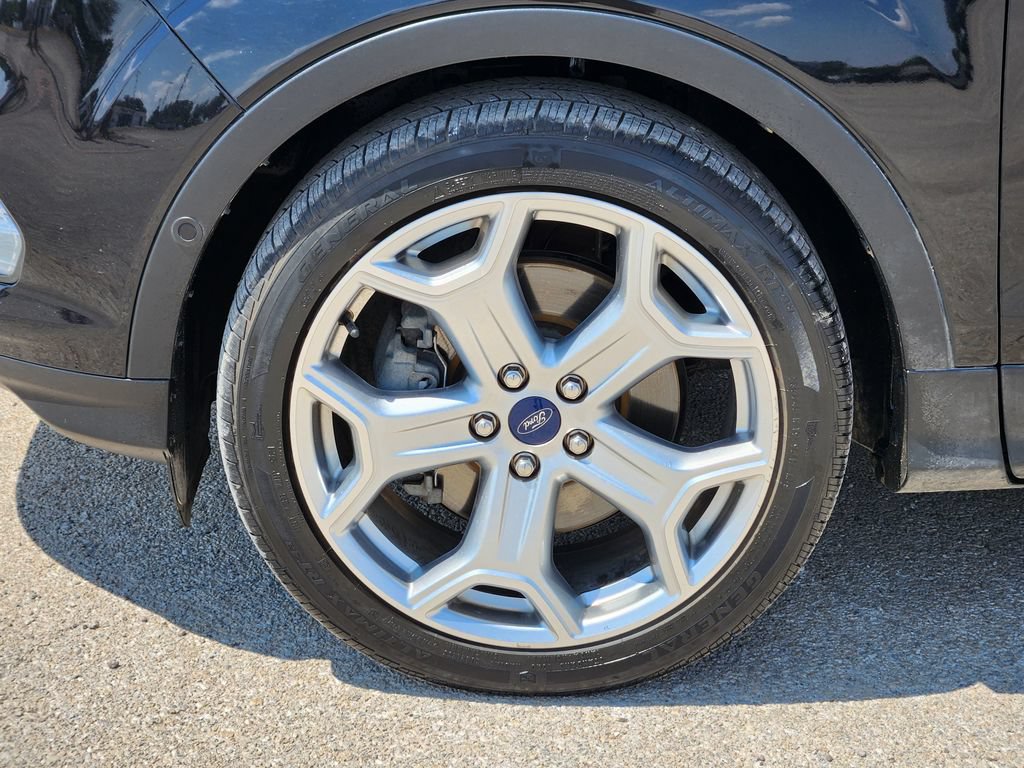 Used 2019 Ford Escape Titanium FWD image 10