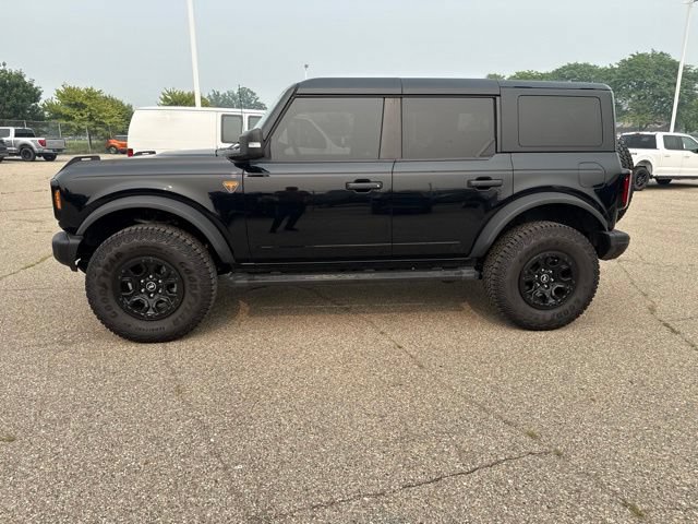 Certified 2025 Ford Bronco Badlands AWD/4WD image 3