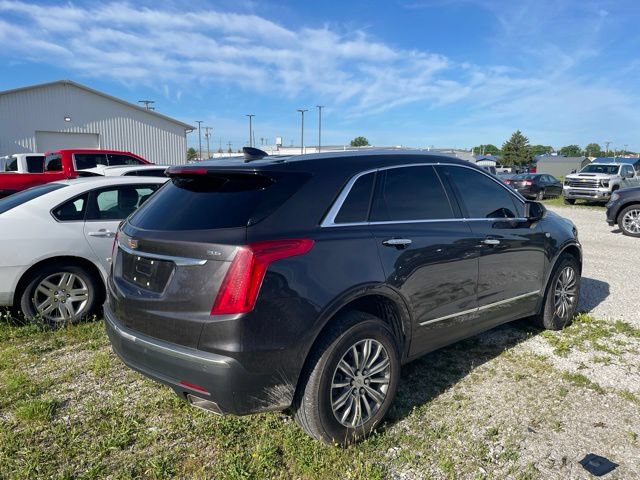 Used 2017 Cadillac XT5 Luxury w/ Driver Awareness Package AWD/4WD image 6
