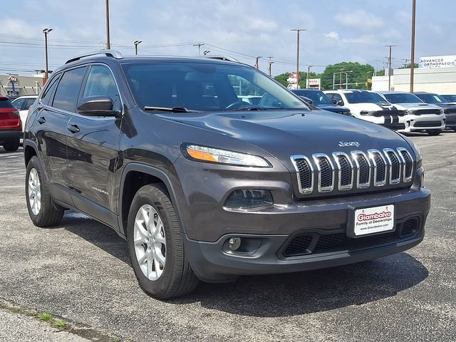 Used 2016 Jeep Cherokee Latitude w/ Safety/Convenience Group AWD/4WD video 2