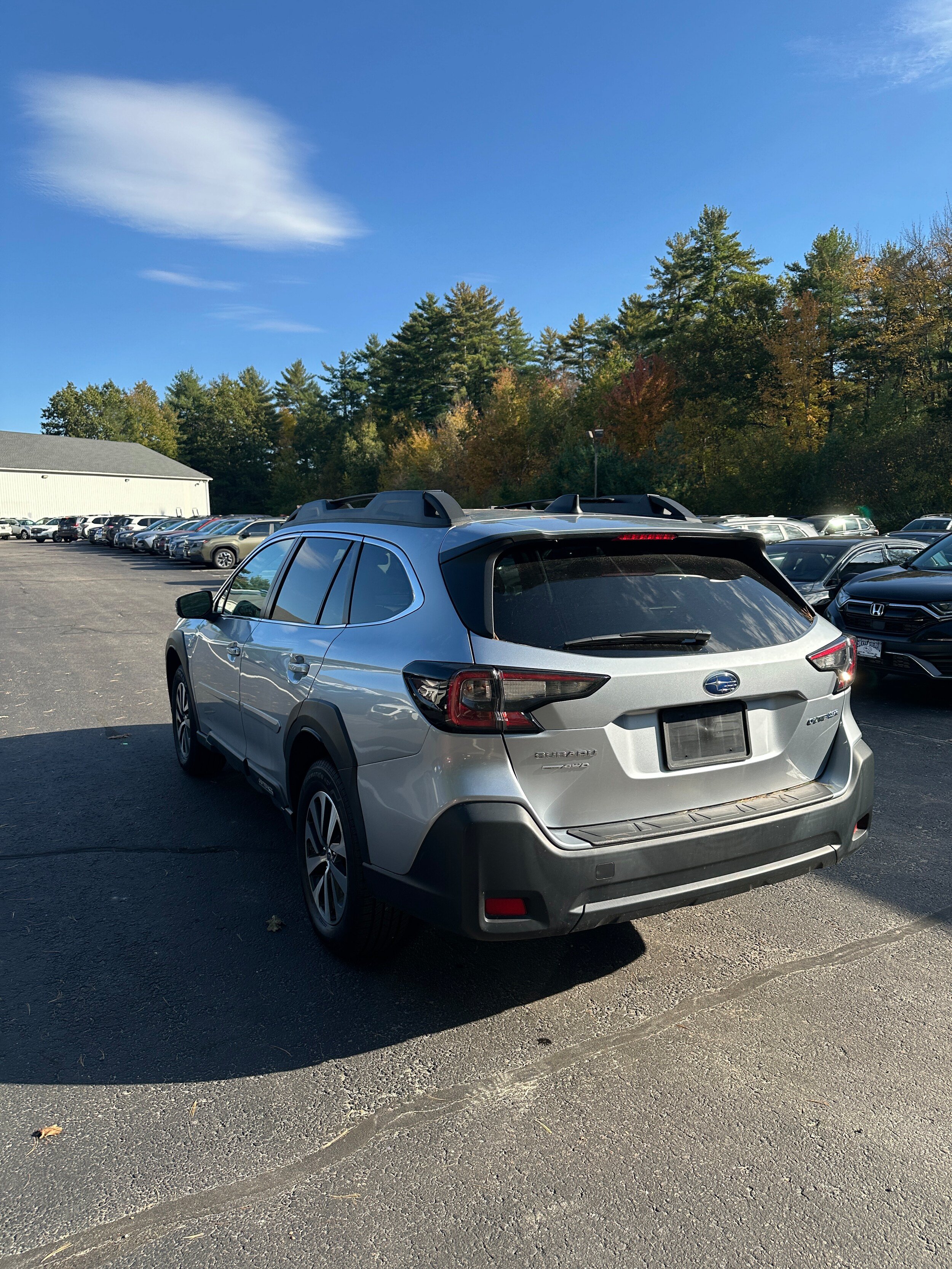 Used 2024 Subaru Outback Premium AWD/4WD image 9