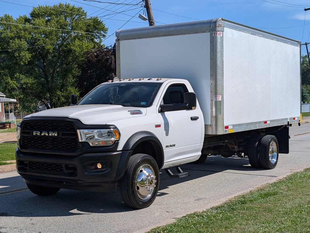 Used 2022 RAM 4500 Tradesman RWD image 9