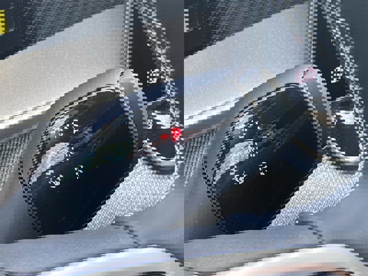 New 2025 Volkswagen Tiguan S image 25