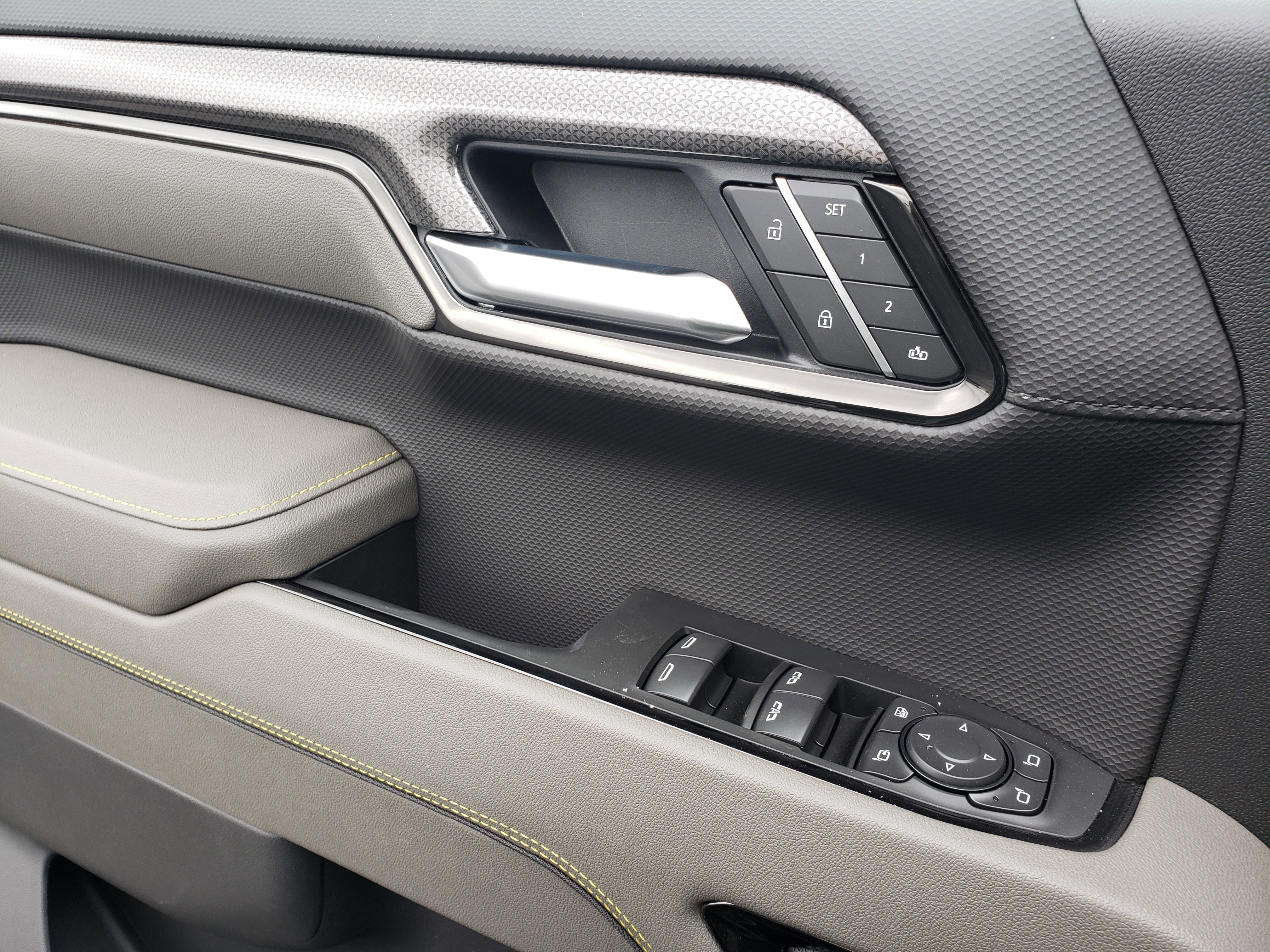 New 2026 Chevrolet Silverado 1500 ZR2 w/ LPO, Dark Essentials Package image 11