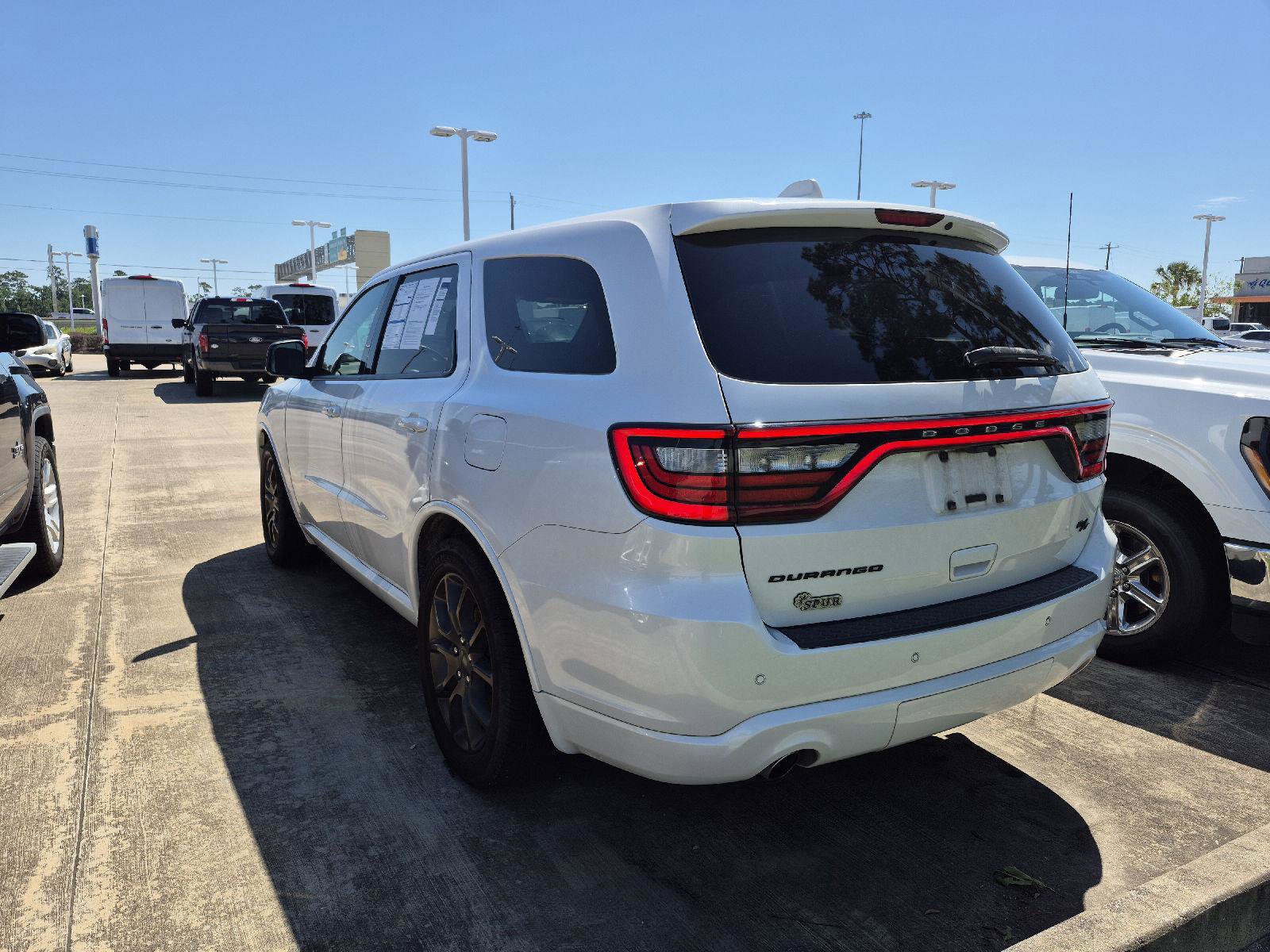 Used 2017 Dodge Durango R/T RWD image 4