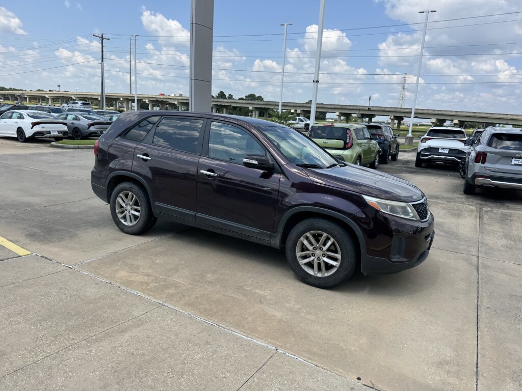 Used 2014 Kia Sorento LX FWD image 11