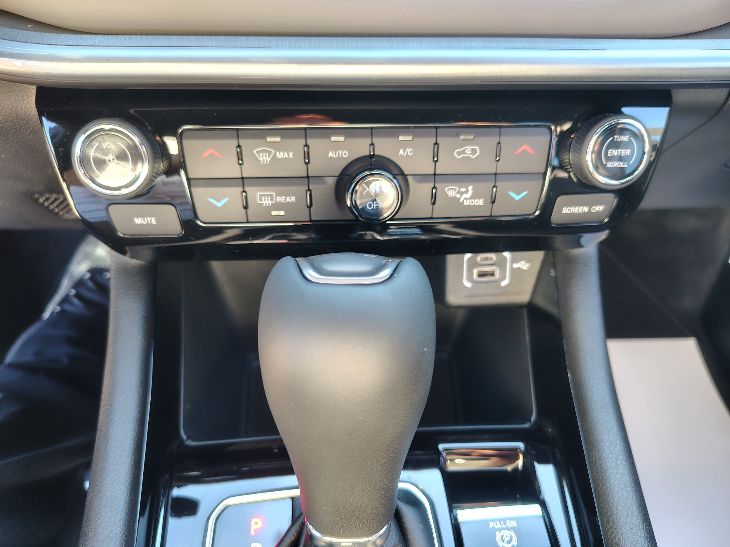 New 2026 Jeep Compass Limited AWD/4WD image 35