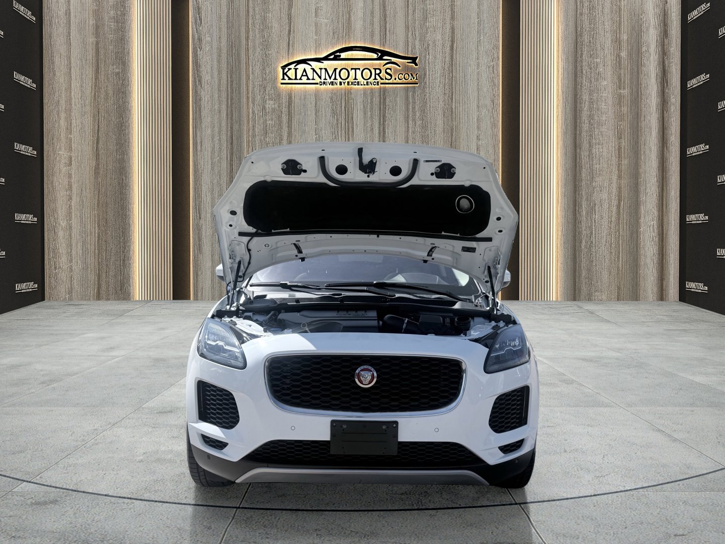 Used 2020 Jaguar E-PACE SE image 20