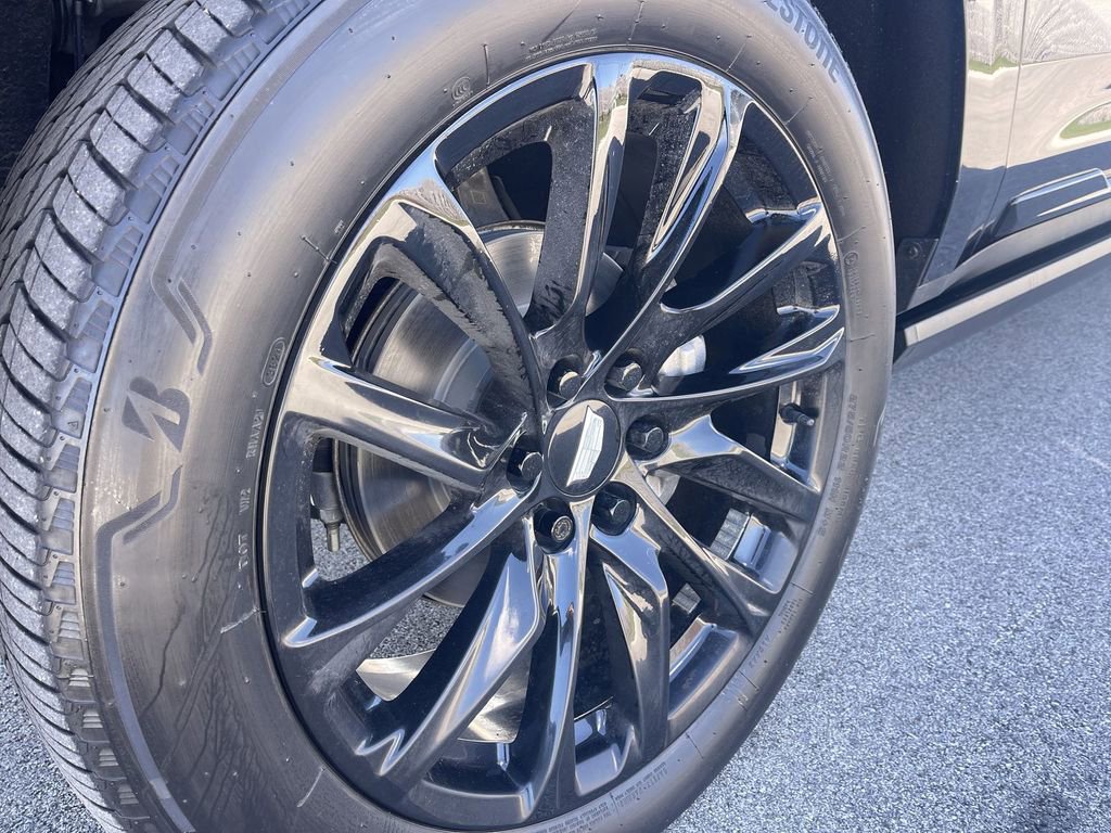 Used 2023 Cadillac Escalade ESV Sport Platinum w/ LPO, ONYX Package image 10