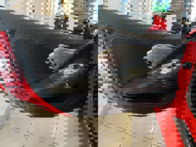 Used 2024 Chevrolet Corvette Stingray Preferred Cpe w/ 2LT image 22