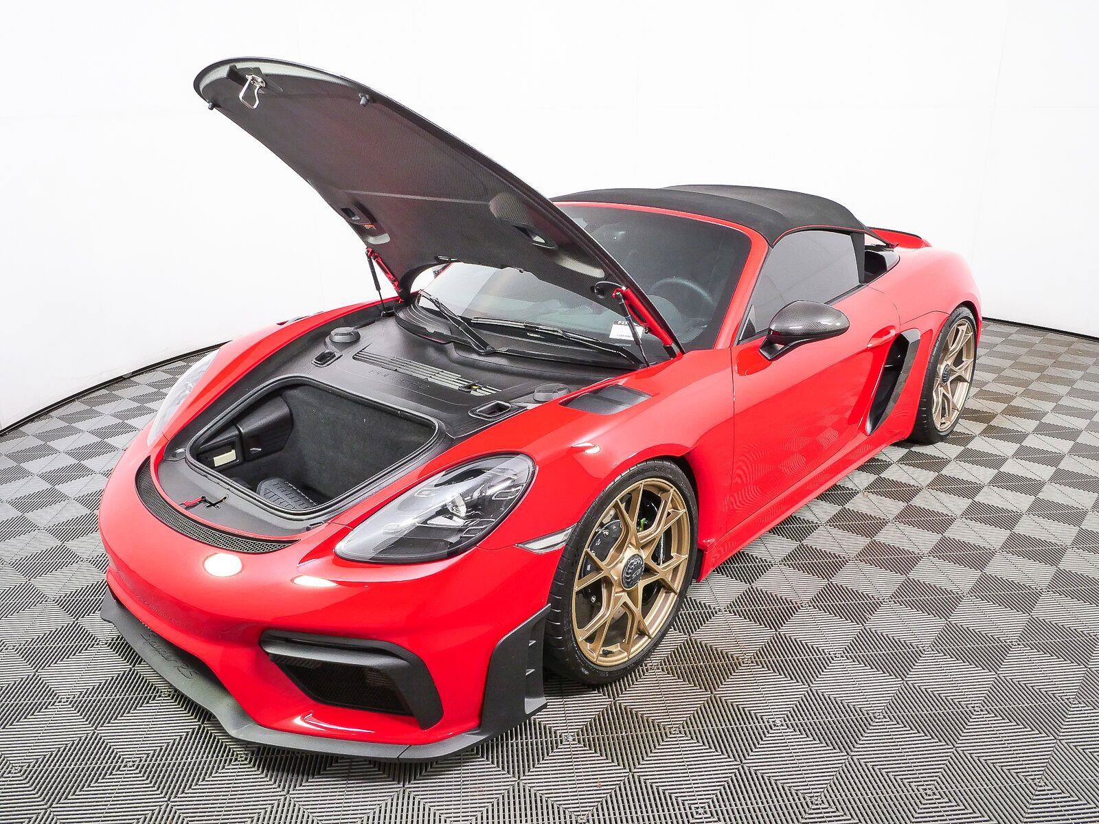 Certified 2025 Porsche 718 Boxster Spyder RS RWD image 31