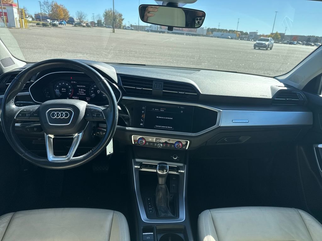 Used 2019 Audi Q3 2.0T Premium image 21