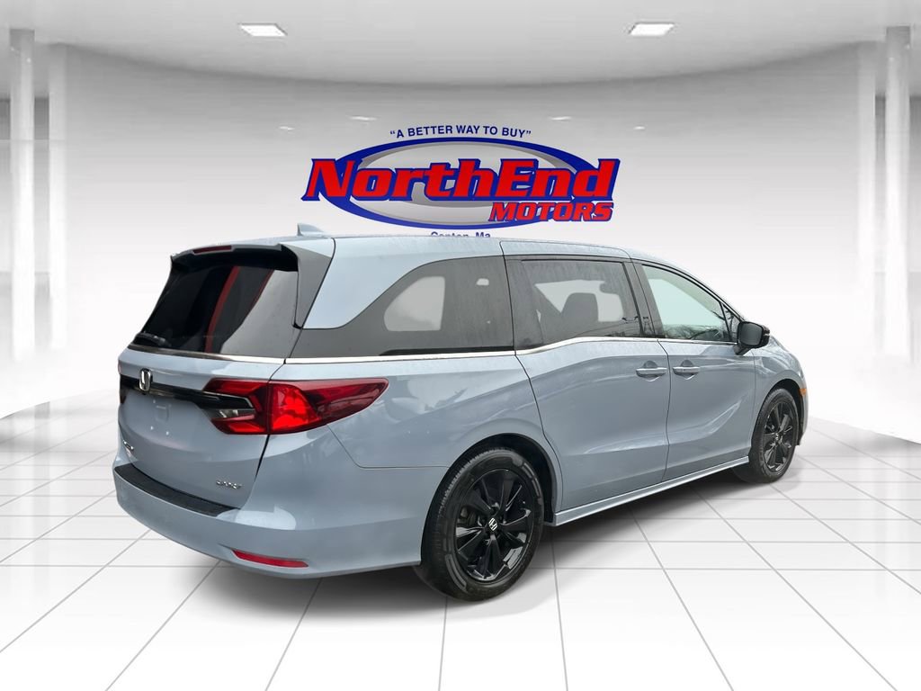 Used 2024 Honda Odyssey Sport image 3