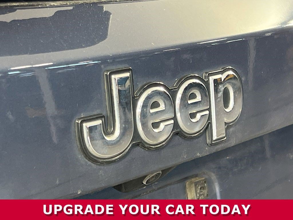 Used 2022 Jeep Renegade Latitude AWD/4WD image 31