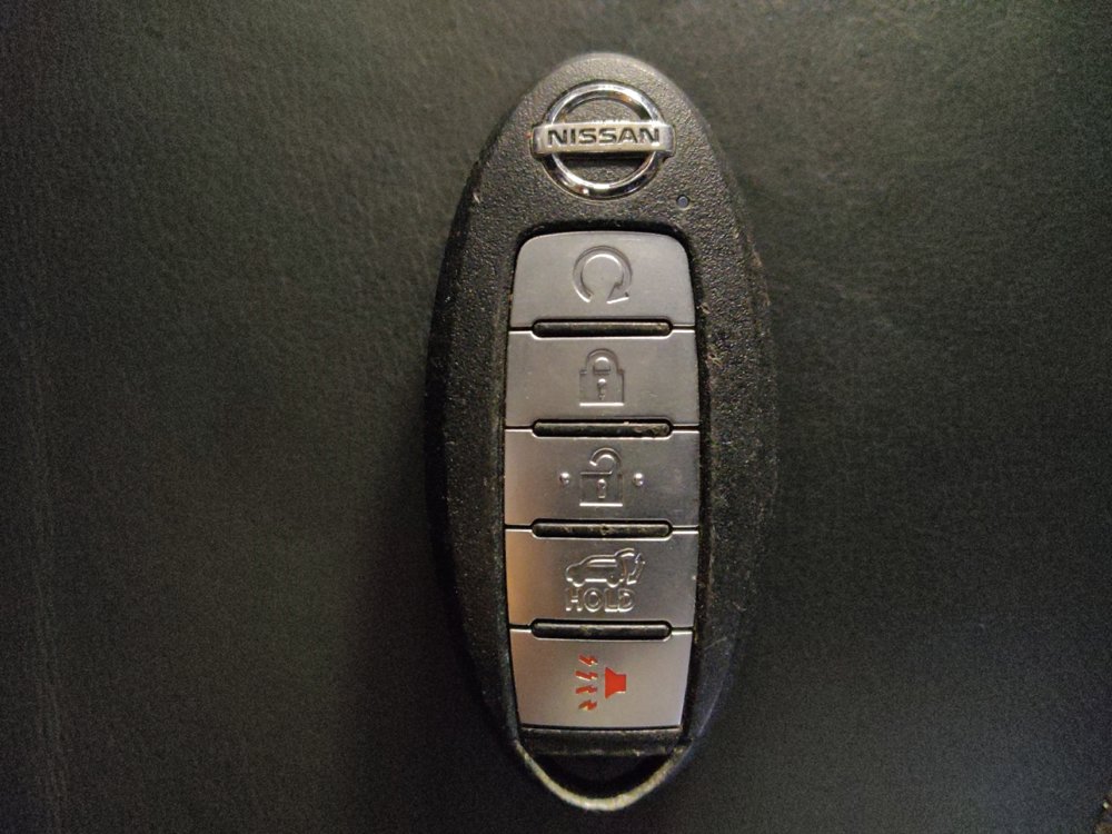 Used 2020 Nissan Pathfinder SL image 32