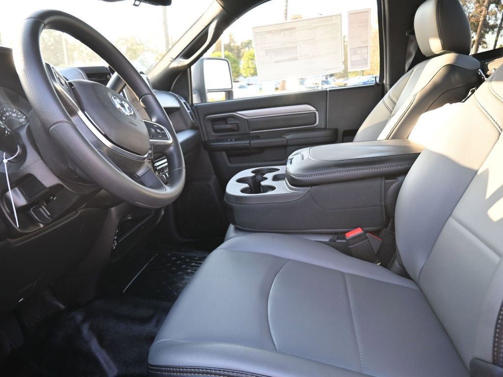 New 2025 RAM 5500 Tradesman image 20