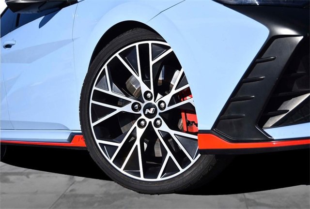 Used 2022 Hyundai Elantra N image 3