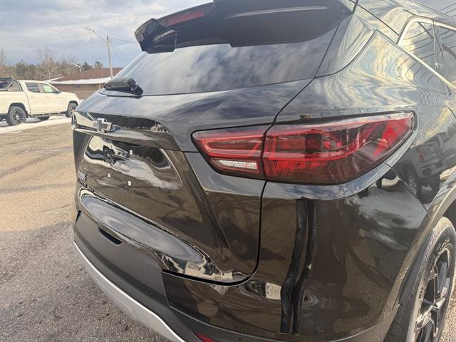 Used 2024 Chevrolet Blazer LT w/ Convenience Package image 22