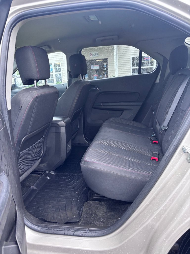 Used 2015 Chevrolet Equinox LT w/ Driver Convenience Package AWD/4WD image 10