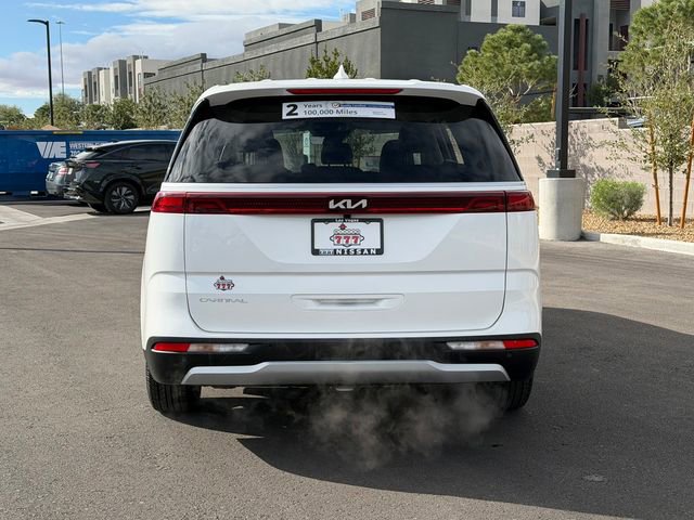 Used 2024 Kia Carnival LX image 5