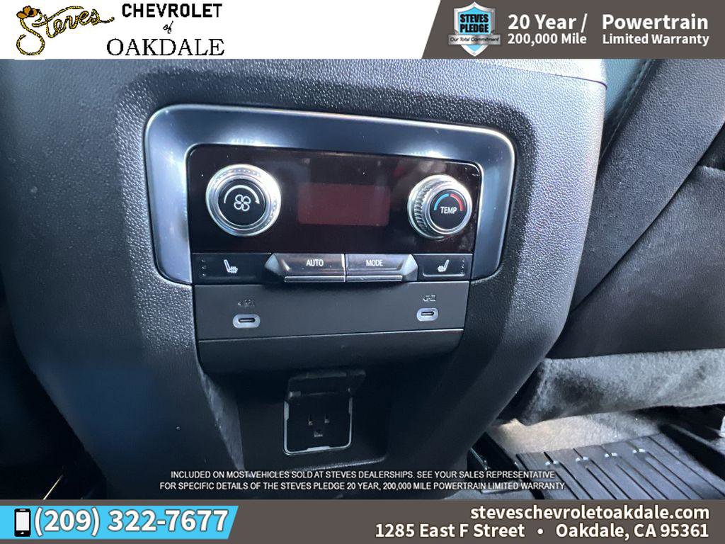 Used 2022 GMC Yukon SLT w/ SLT Luxury Package image 26