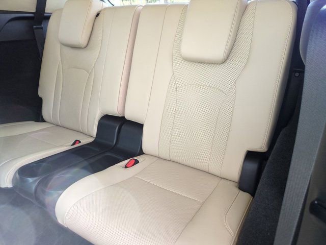 Used 2021 Lexus RX 450hL 450hL w/ Premium Package image 28