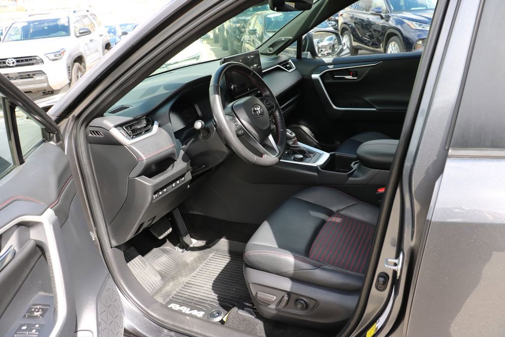 Used 2024 Toyota RAV4 XSE image 9