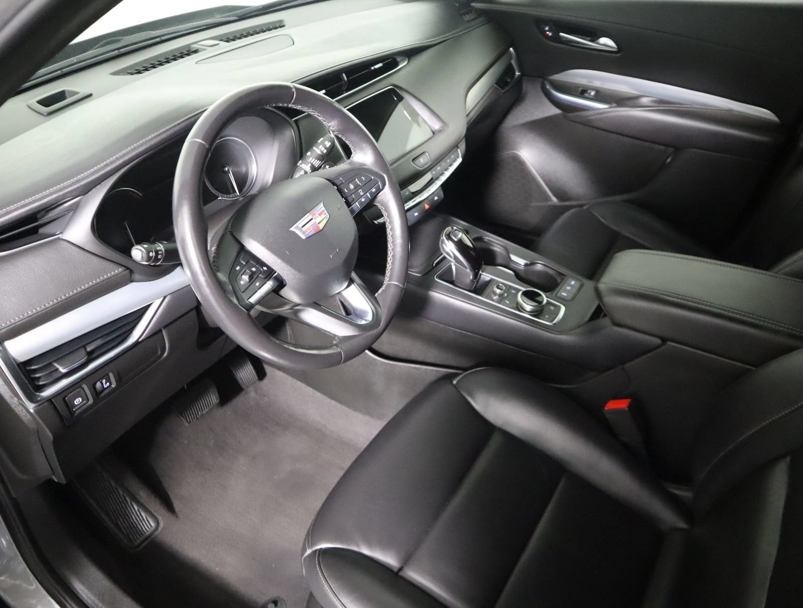 Used 2023 Cadillac XT4 Premium Luxury AWD/4WD image 26