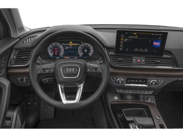 Used 2023 Audi Q5 e Premium Plus w/ Premium Plus Package AWD/4WD image 7