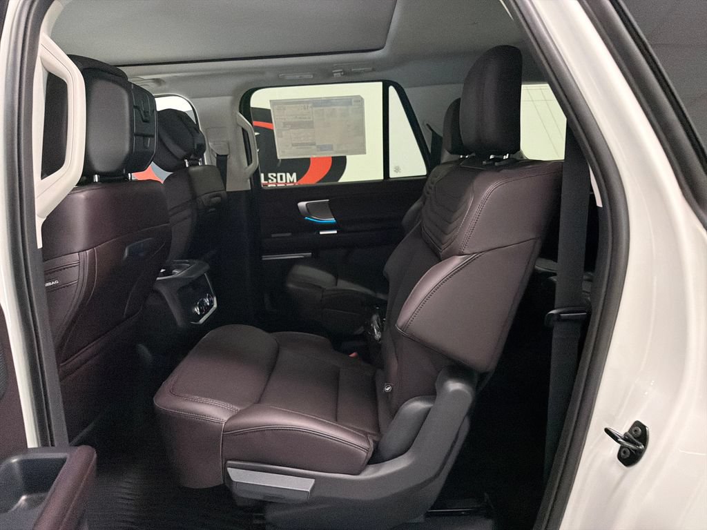 New 2027 Ford Expedition Max Platinum w/ Platinum Ultimate Package AWD/4WD image 14