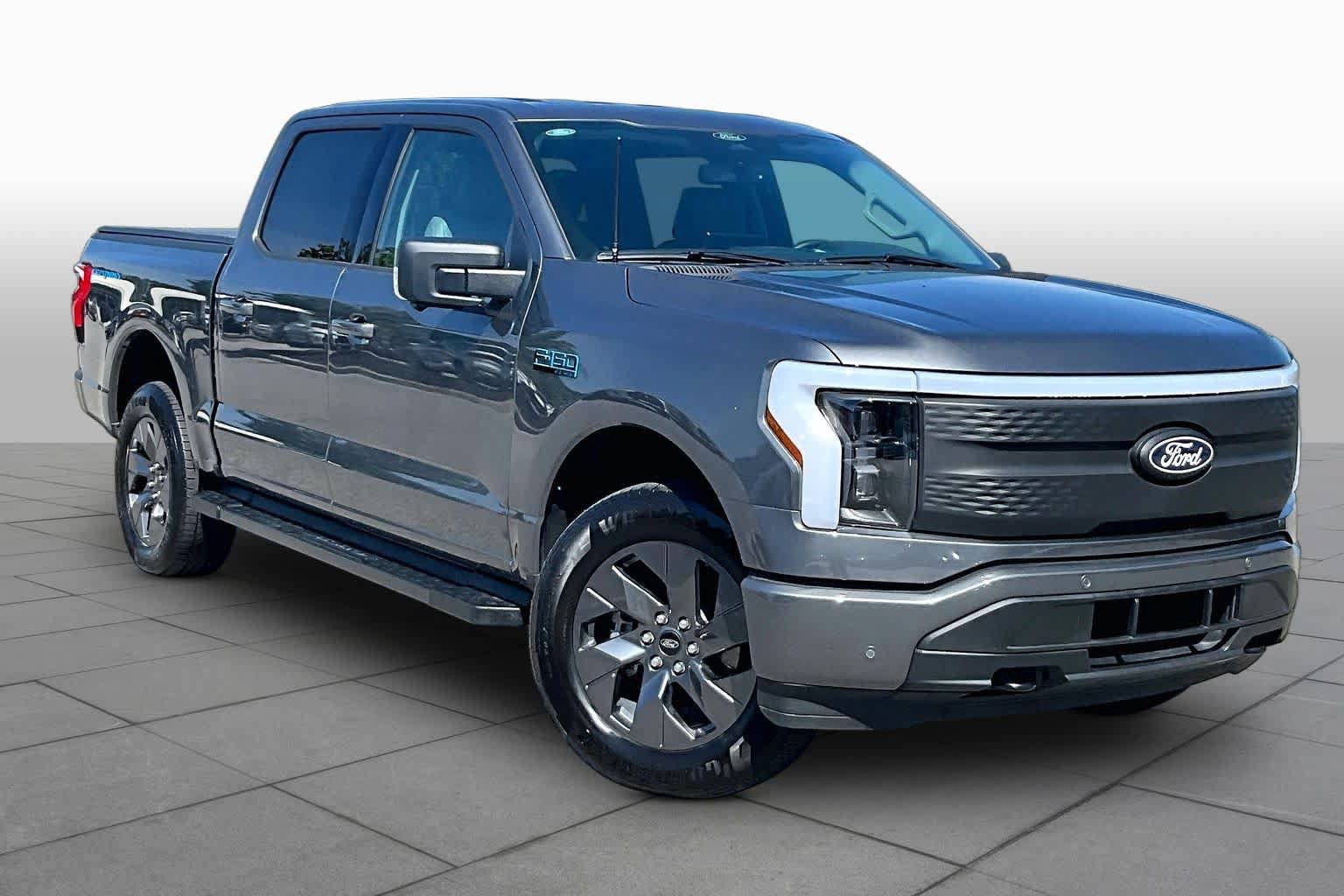 Used 2025 Ford F150 Lightning Flash AWD/4WD video 2