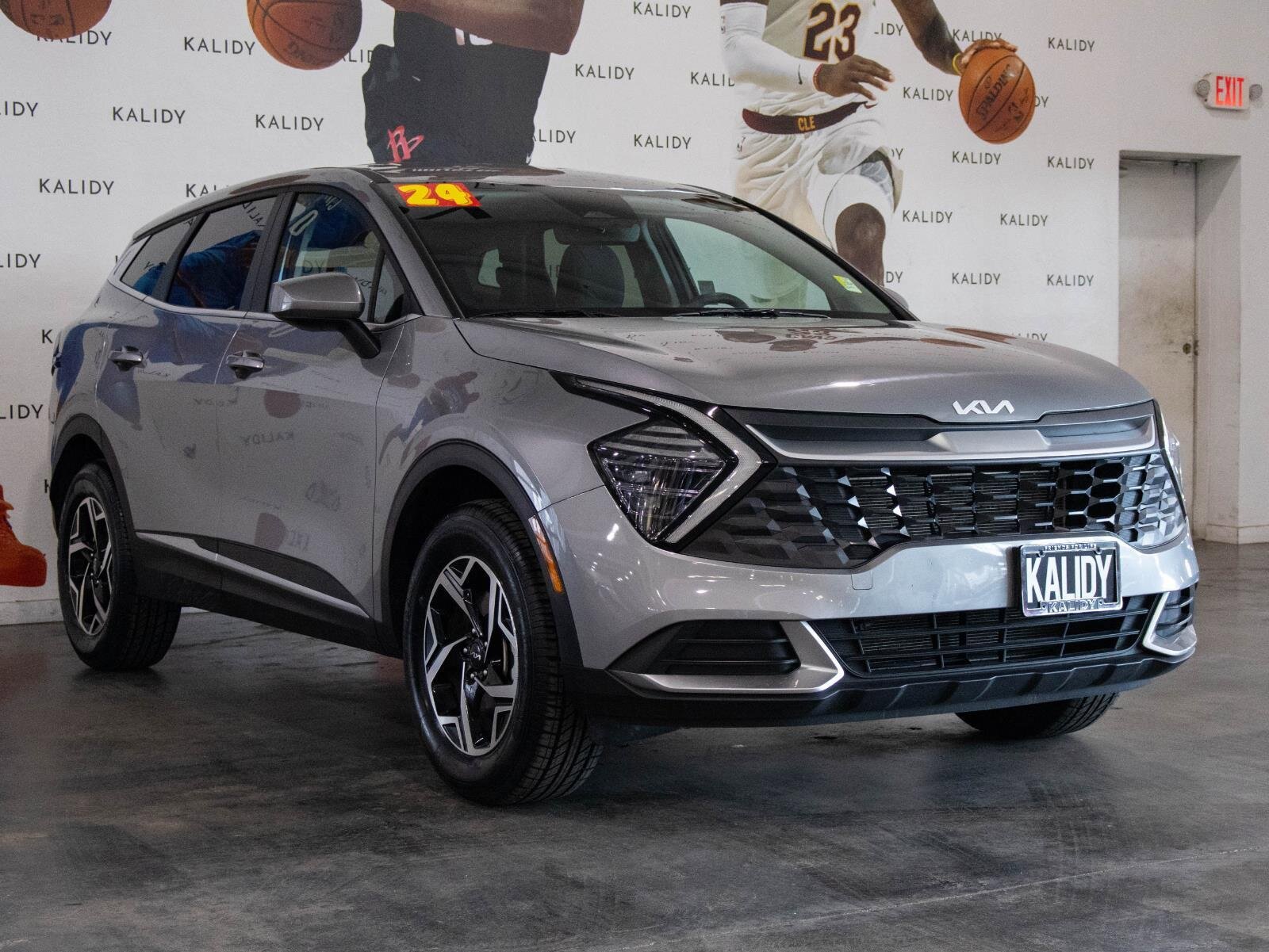 Used 2024 Kia Sportage LX image 18