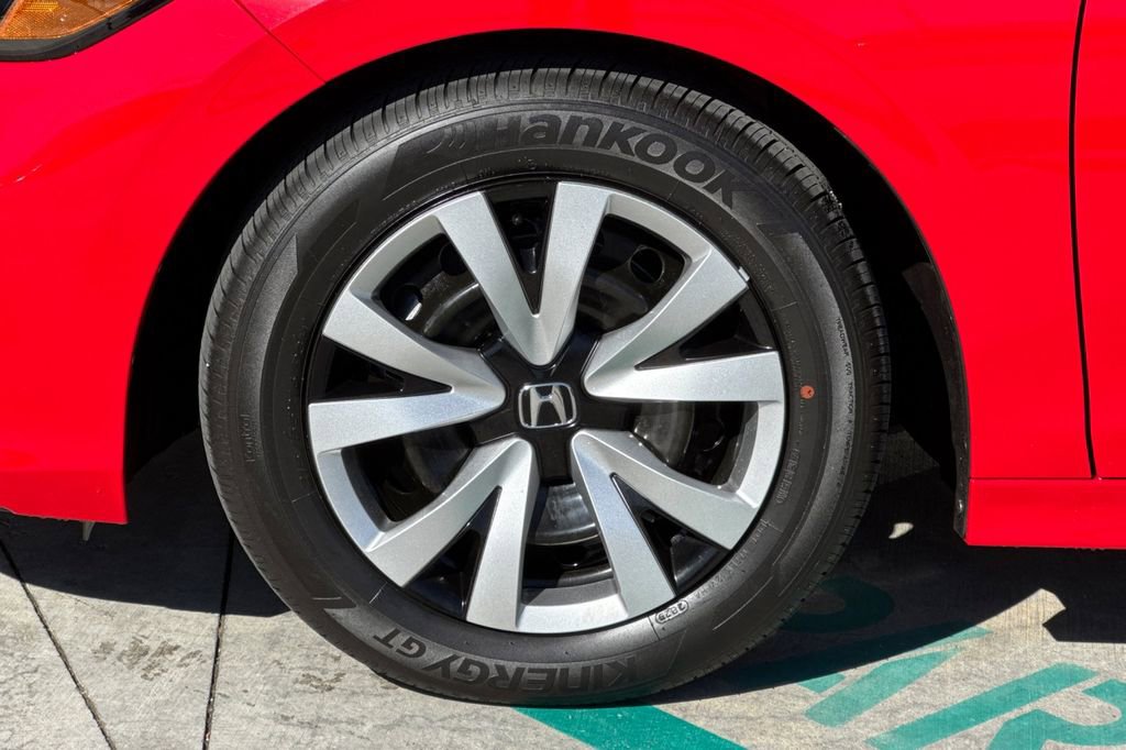 Certified 2026 Honda Civic LX image 32