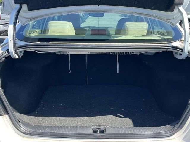 Used 2011 Nissan Altima 2.5 SL w/ 2.5SL Pkg FWD image 21