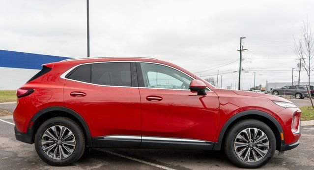 Used 2025 Buick Envision Preferred image 5