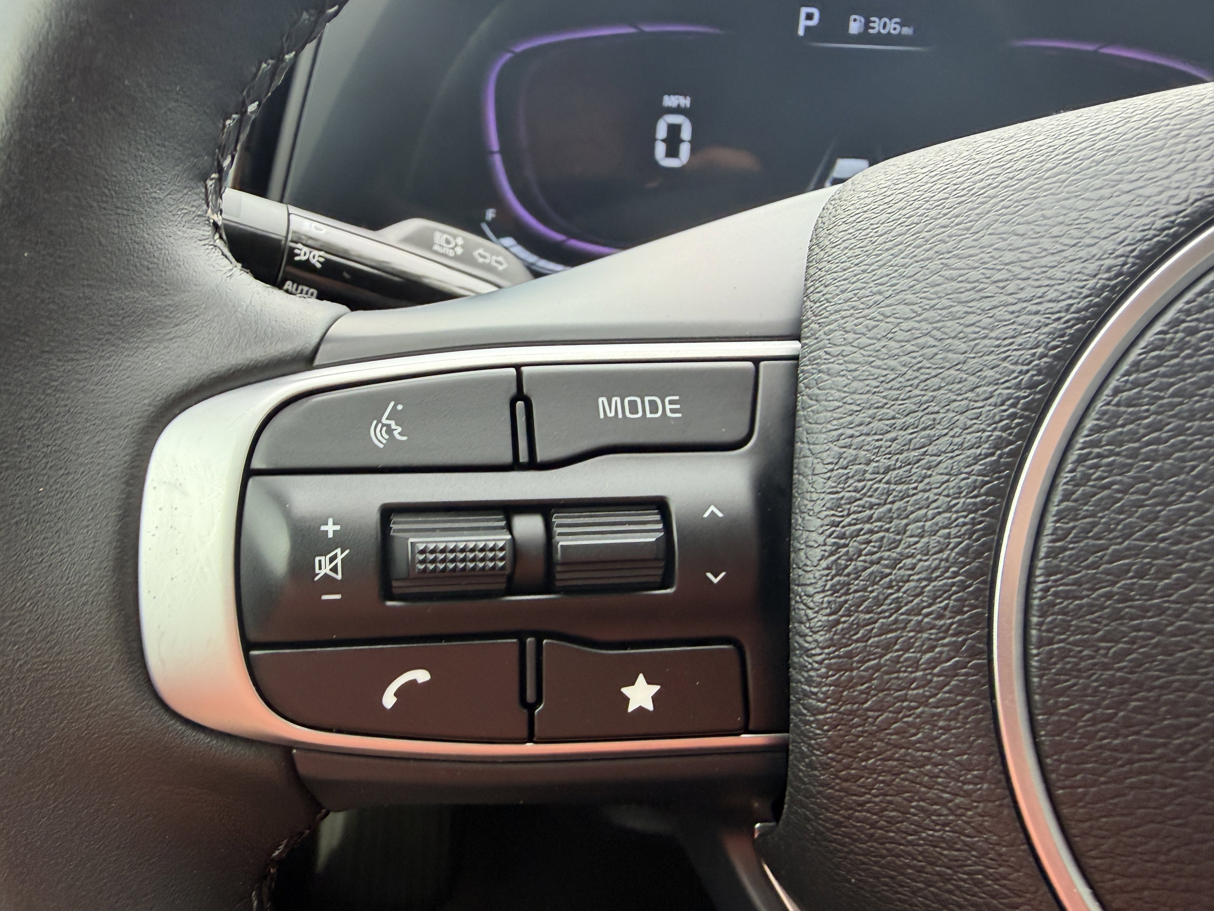 Certified 2023 Kia Sportage EX image 29