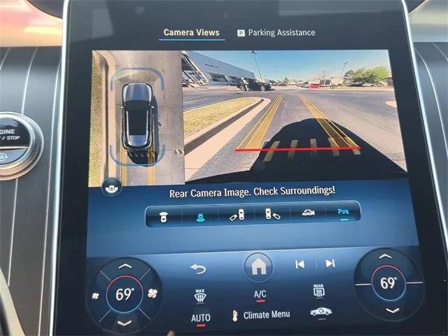 New 2025 Mercedes-Benz GLC 300 4MATIC image 14