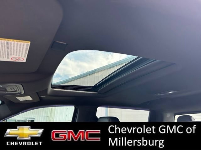 Used 2022 Chevrolet Silverado 3500 High Country w/ Z71 Off-Road Package AWD/4WD image 25