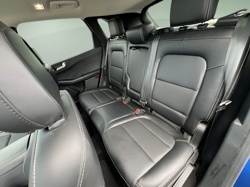 Used 2023 Ford Escape Platinum image 24