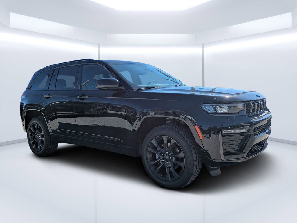 Used 2026 Jeep Grand Cherokee Limited image 2