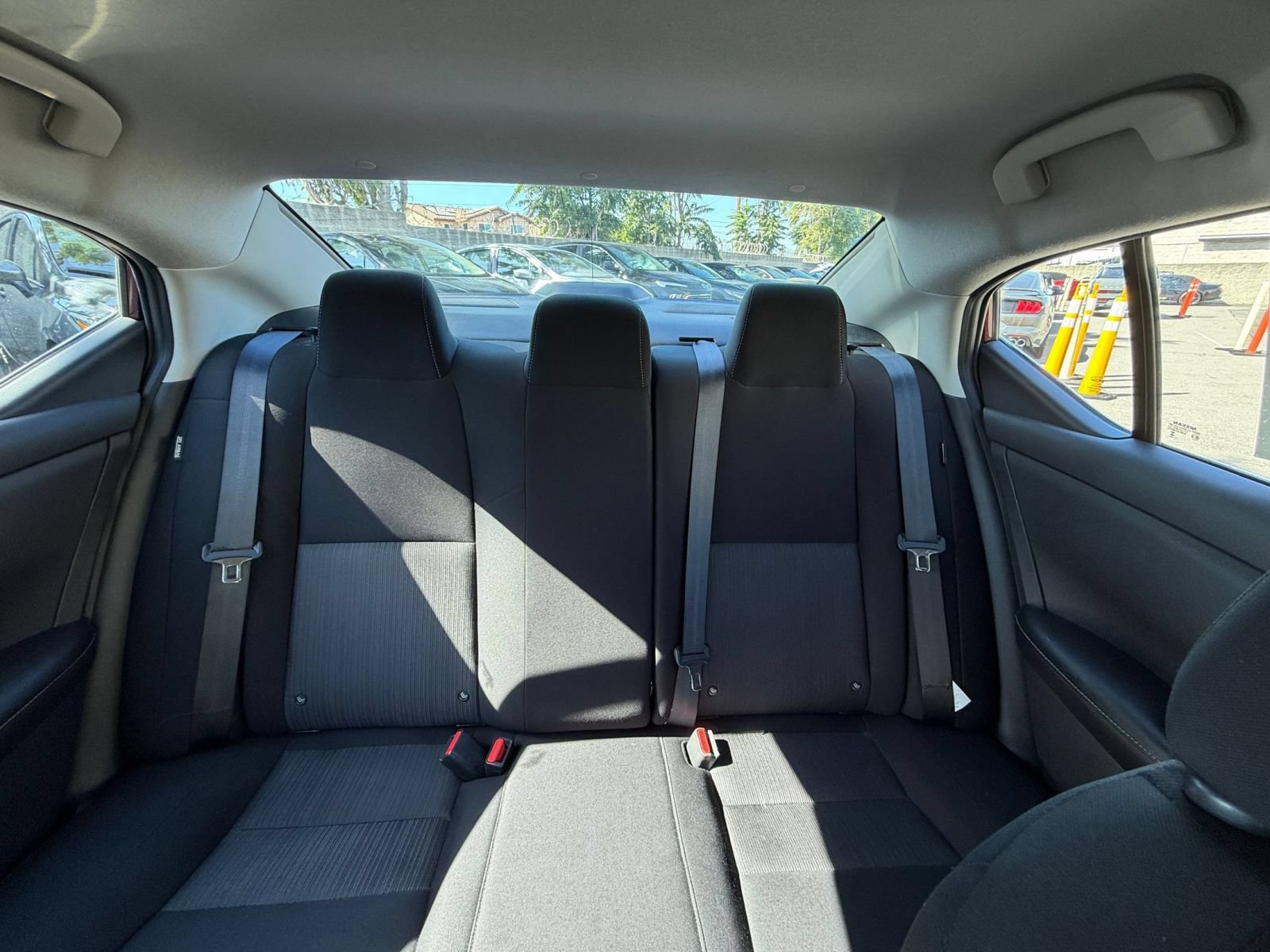 Used 2025 Nissan Sentra SV FWD image 36