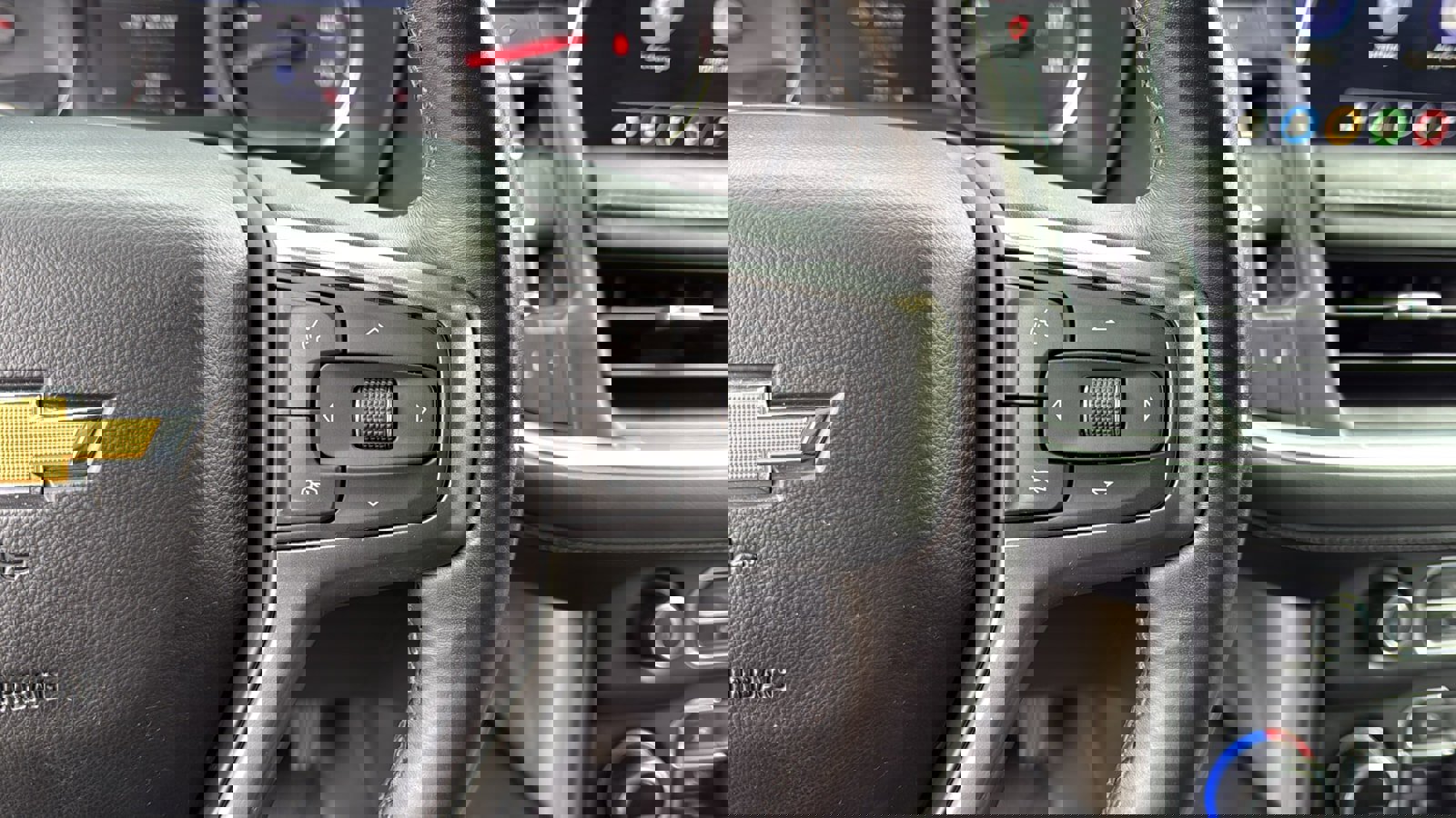 Used 2021 Chevrolet Tahoe LT w/ LT Signature Plus Package image 16