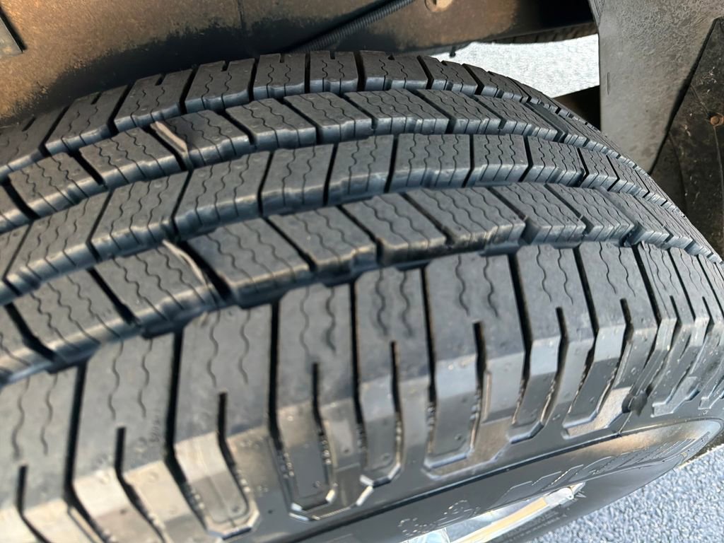 Used 2004 Dodge Ram 2500 Truck SLT image 26