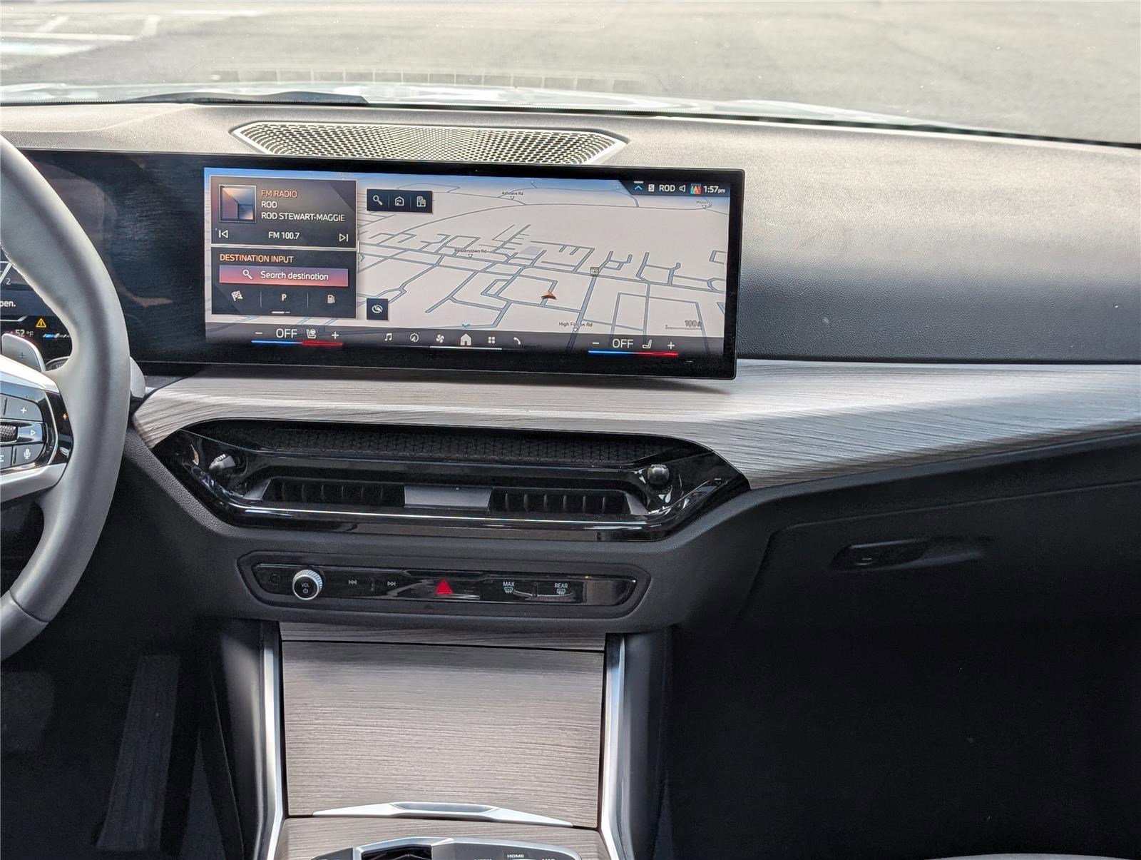 Used 2025 BMW 330i Sedan image 16