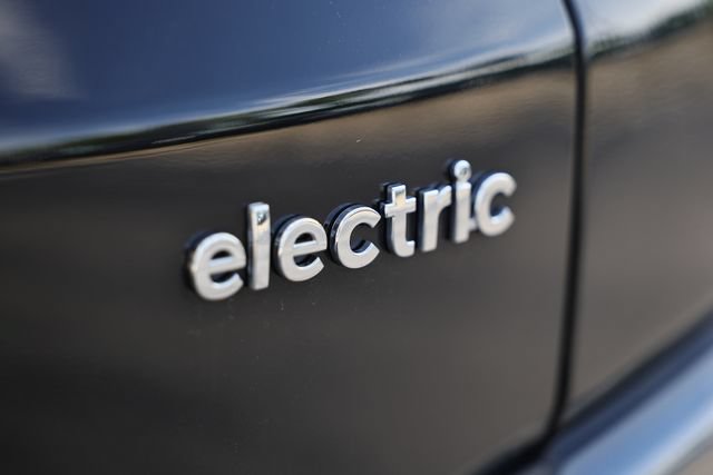 Used 2023 Hyundai Kona SE FWD image 11