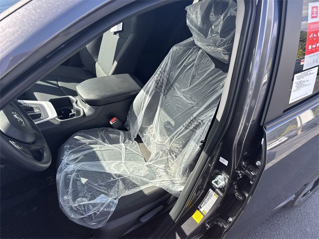 Used 2025 Toyota RAV4 LE image 12