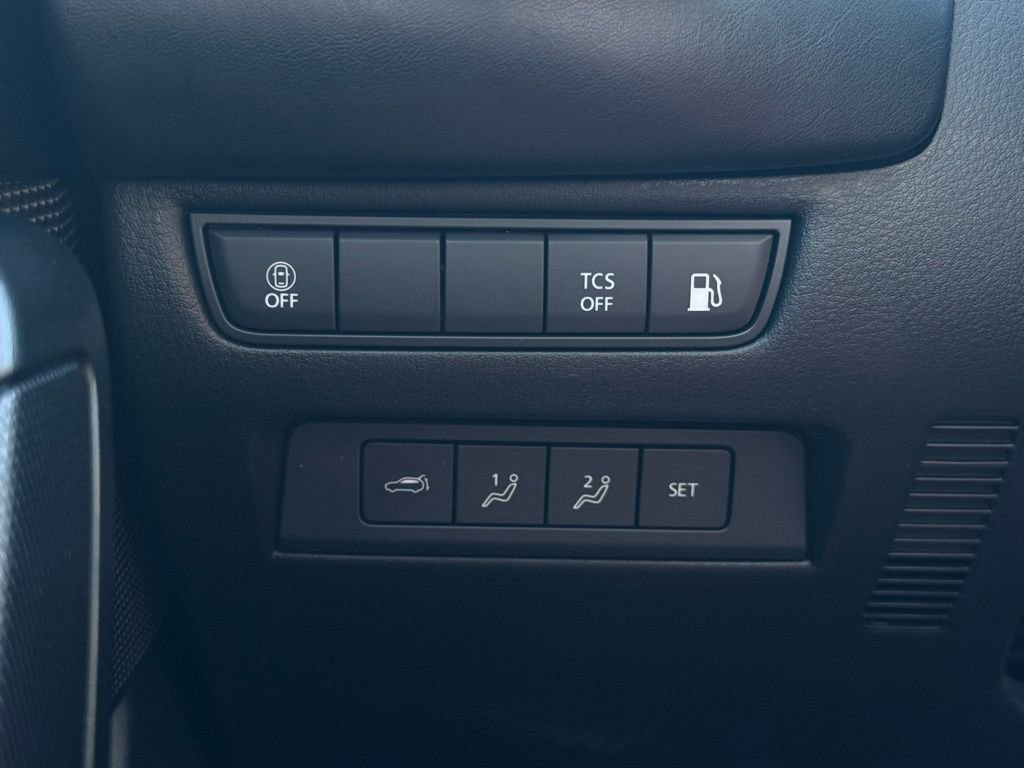 Used 2025 MAZDA CX-50 AWD 2.5 Hybrid w/ Premium Pkg image 21