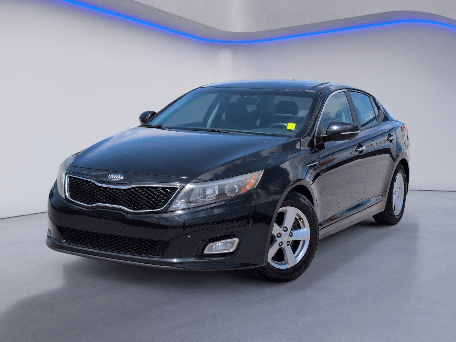 Used 2015 Kia Optima LX FWD image 2