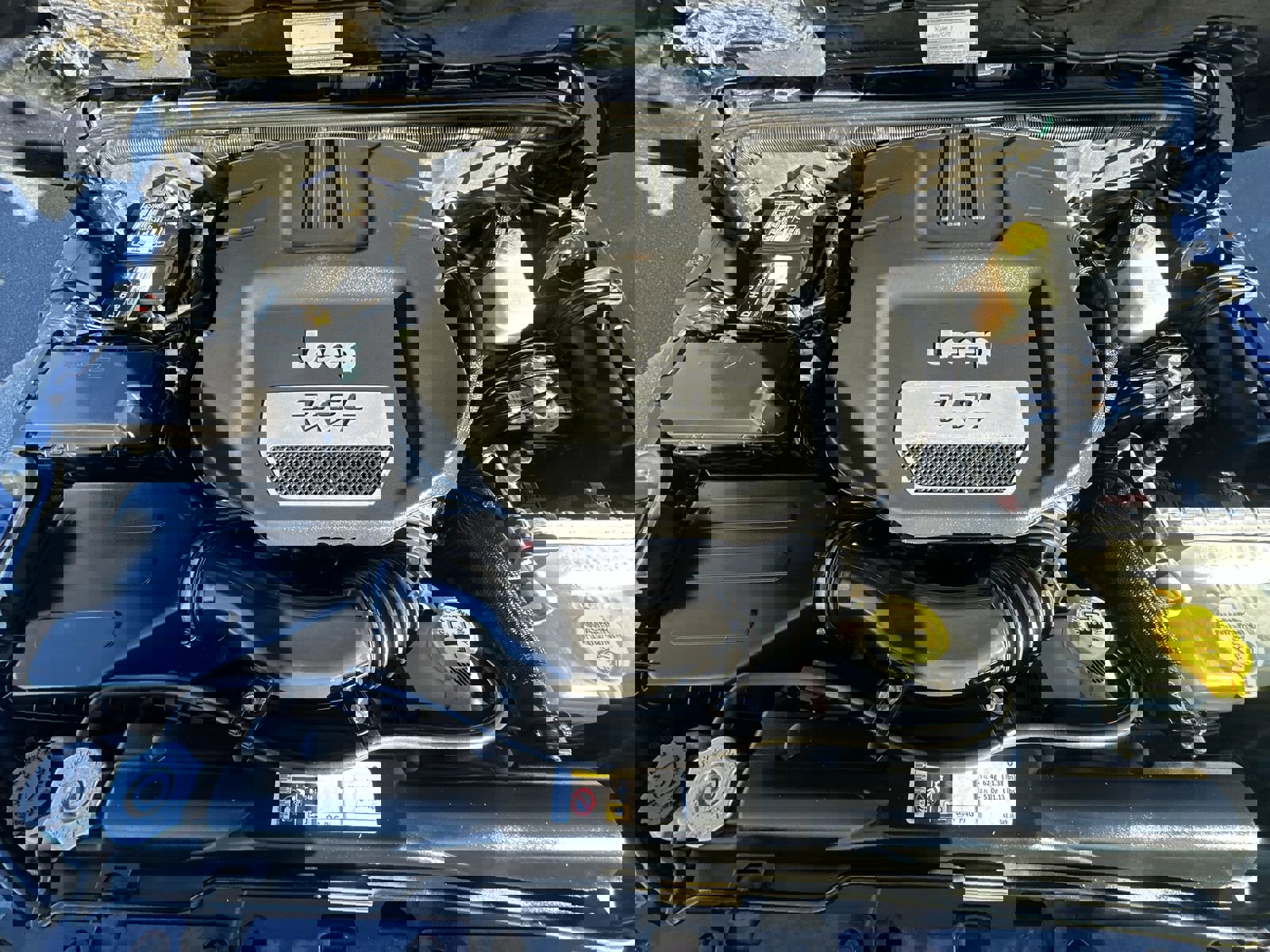 Used 2013 Jeep Wrangler Unlimited Rubicon w/ Connectivity Group image 31