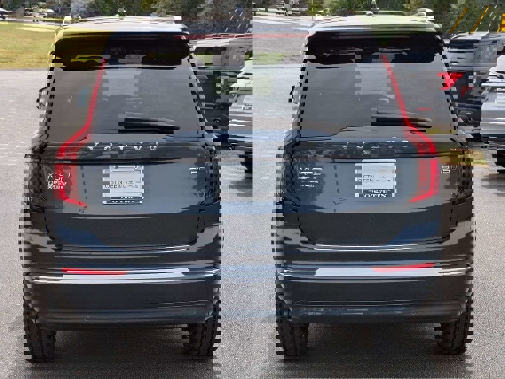 Used 2026 Volvo XC90 B6 Plus w/ Protection Package Premier AWD/4WD image 5